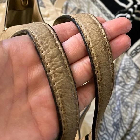 Gucci ❤️❤️ Tan Leather Women's Bag - Picture 10 of 10